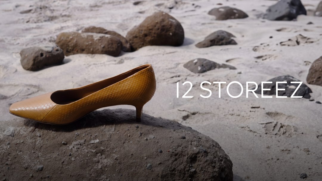 12 STOREEZ